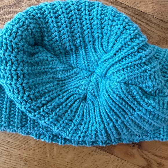 Love Your Melon Teal Beanie (Lenticular Patch) - Picture 7 of 7